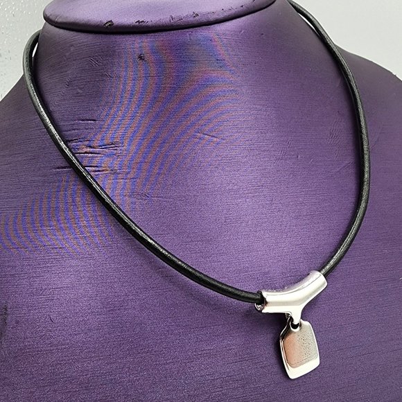 Retired LIA SOPHIA “Anew" Silver Tone Slide Pendant Black Cord Signed Necklace - Picture 1 of 7